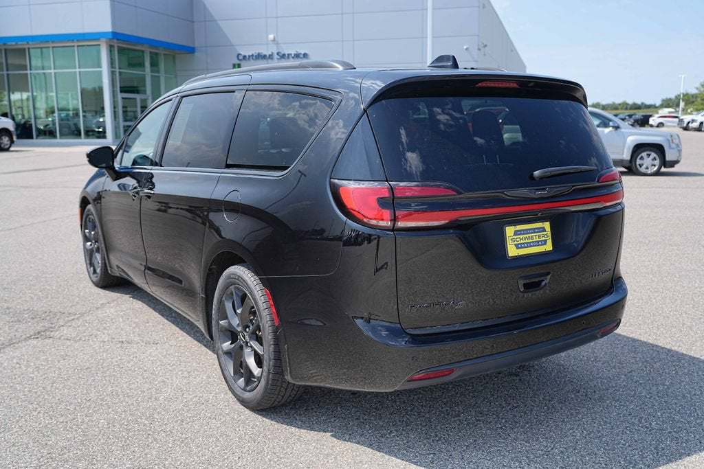2025 Chrysler Pacifica Limited