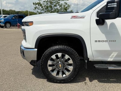 2025 Chevrolet Silverado 3500 HD LT
