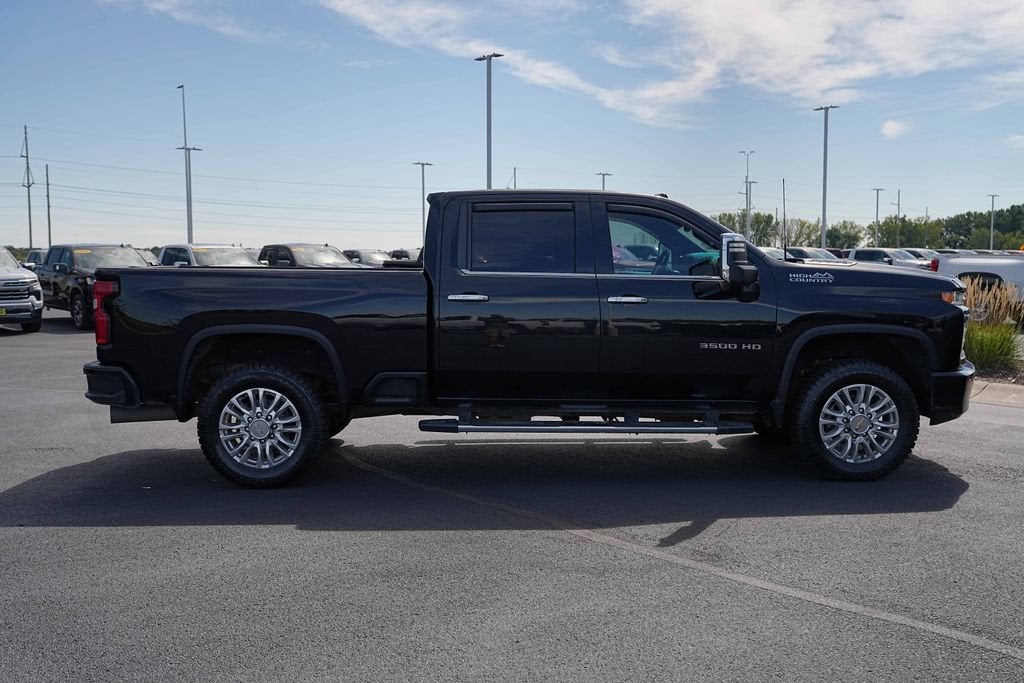 2022 Chevrolet Silverado 3500 HD High Country