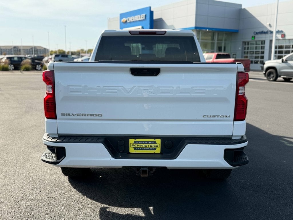 2023 Chevrolet Silverado 1500 Custom