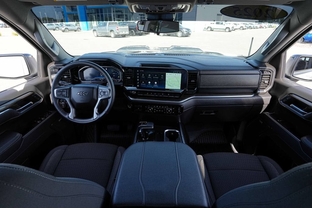 2025 Chevrolet Silverado 1500 LT Trail Boss