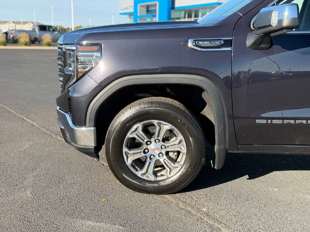 2025 GMC Sierra 1500 SLT