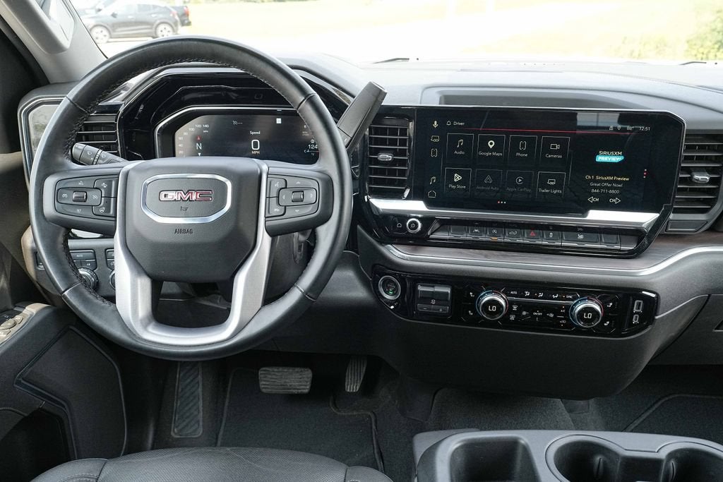 2025 GMC Sierra 1500 SLT