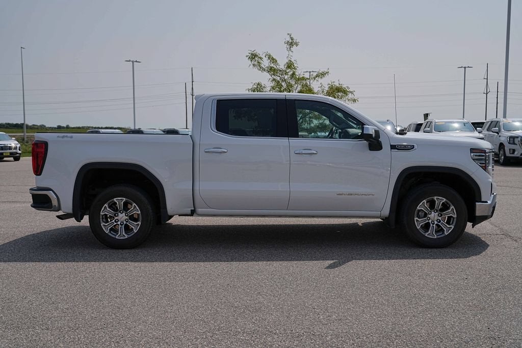 2025 GMC Sierra 1500 SLT