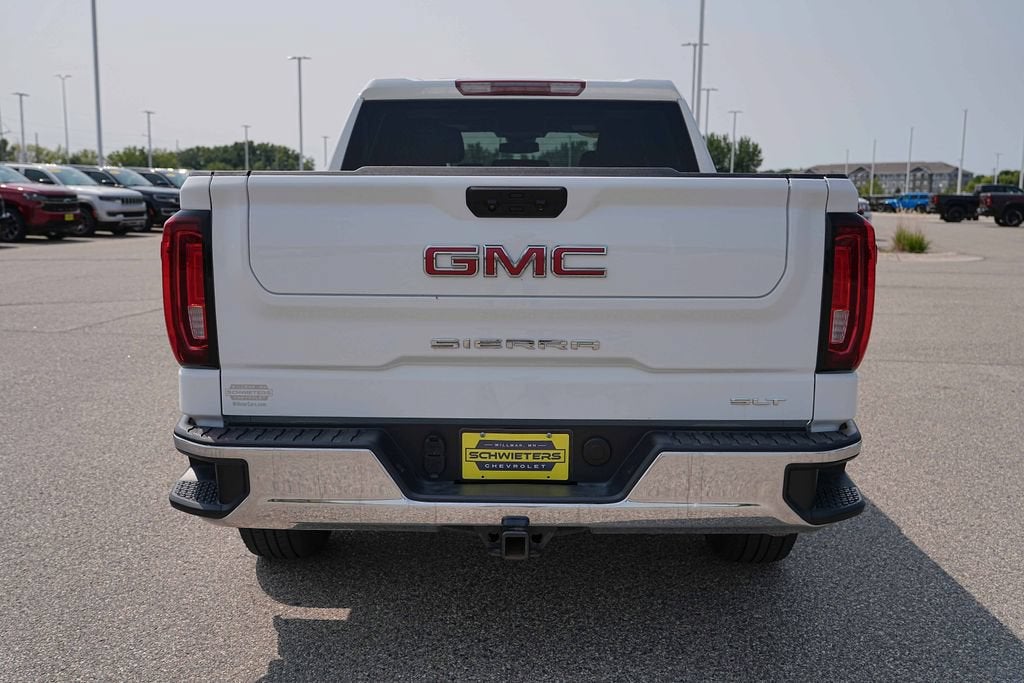 2025 GMC Sierra 1500 SLT
