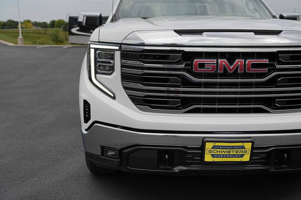 2025 GMC Sierra 1500 SLT