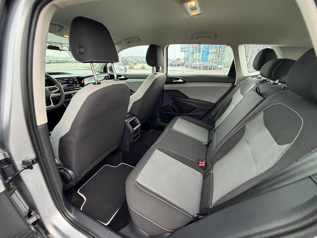 2022 Volkswagen Taos S