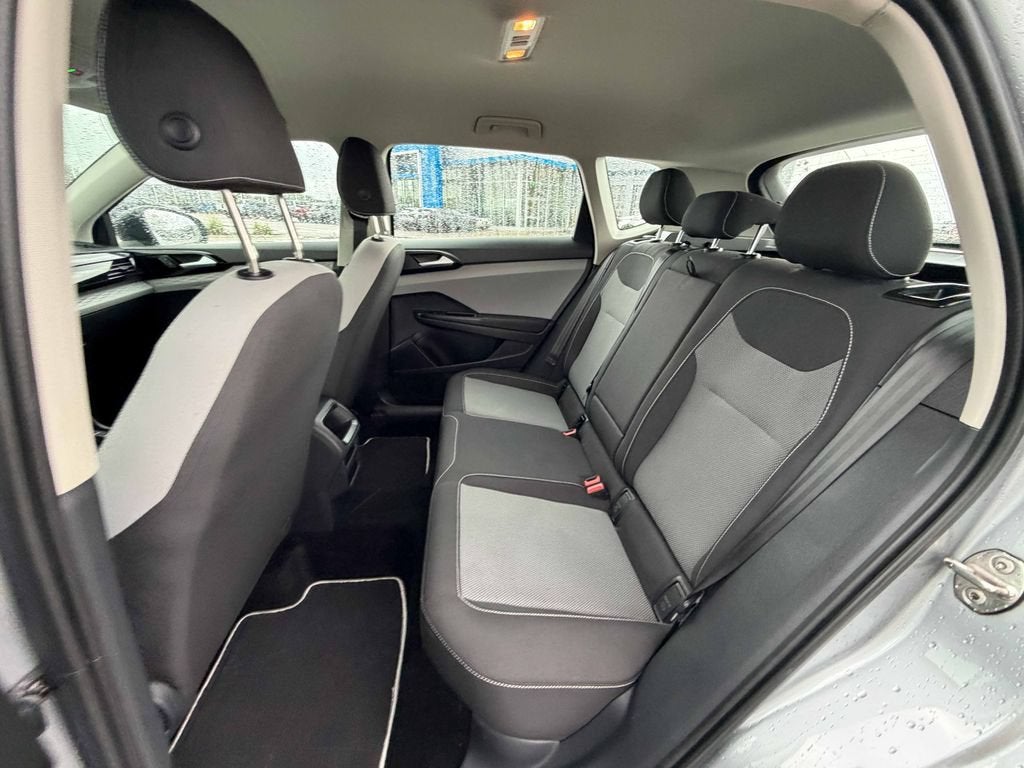 2022 Volkswagen Taos S