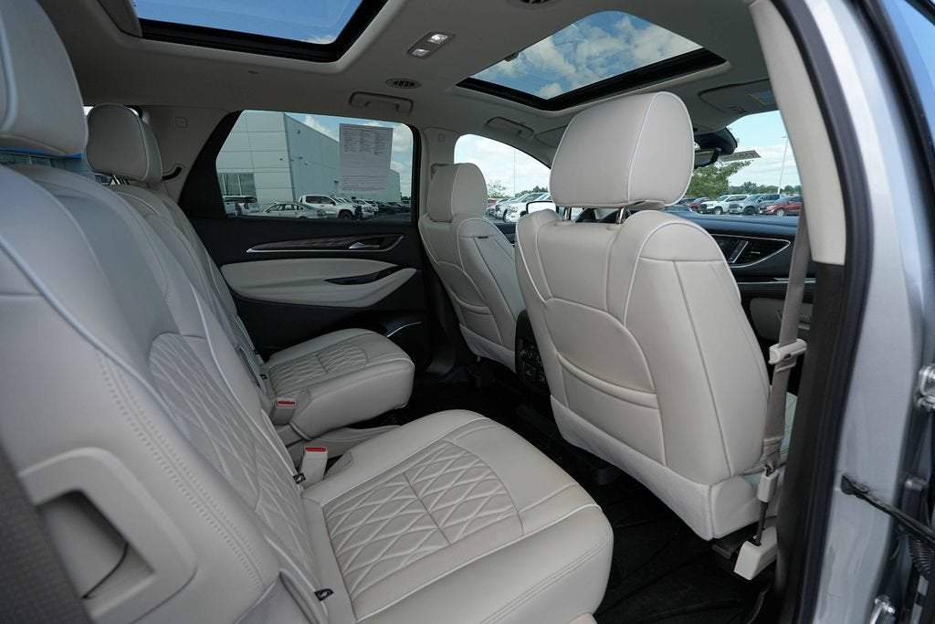 2022 Buick Enclave Avenir
