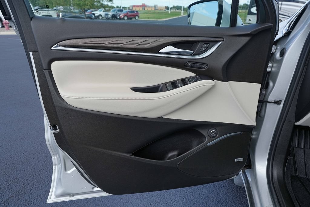 2022 Buick Enclave Avenir