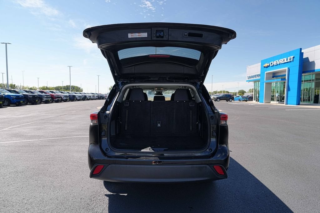 2023 Toyota Highlander L