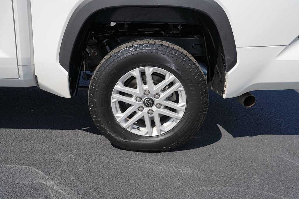 2022 Toyota Tundra 4WD SR5