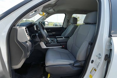 2022 Toyota Tundra 4WD SR5