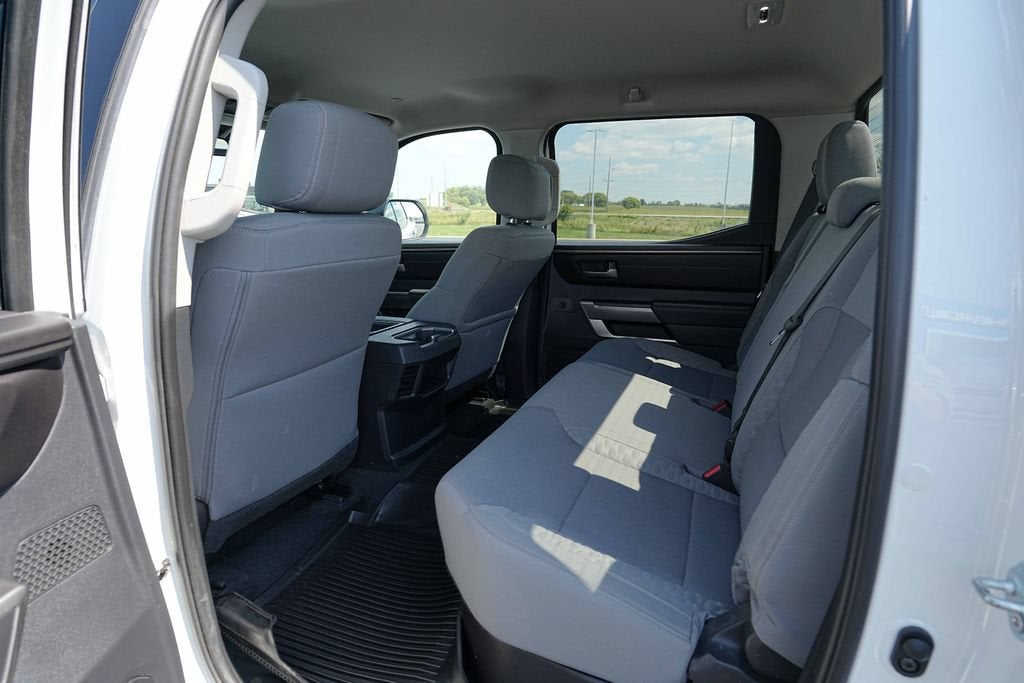 2022 Toyota Tundra 4WD SR5