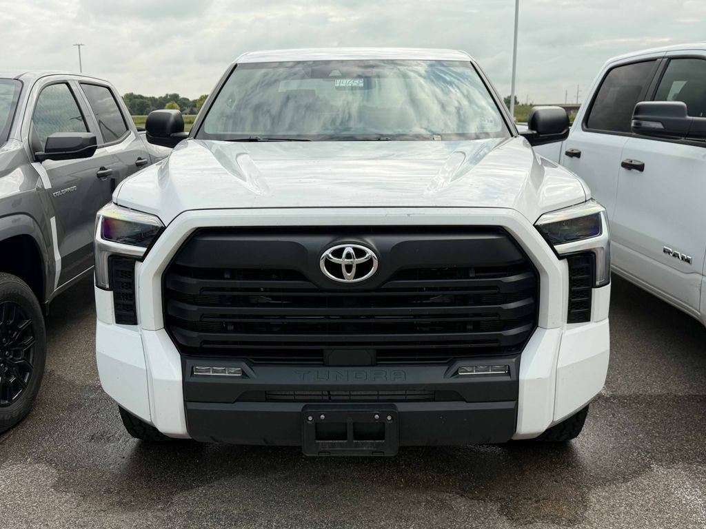 2022 Toyota Tundra 4WD SR5