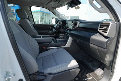 2022 Toyota Tundra 4WD SR5