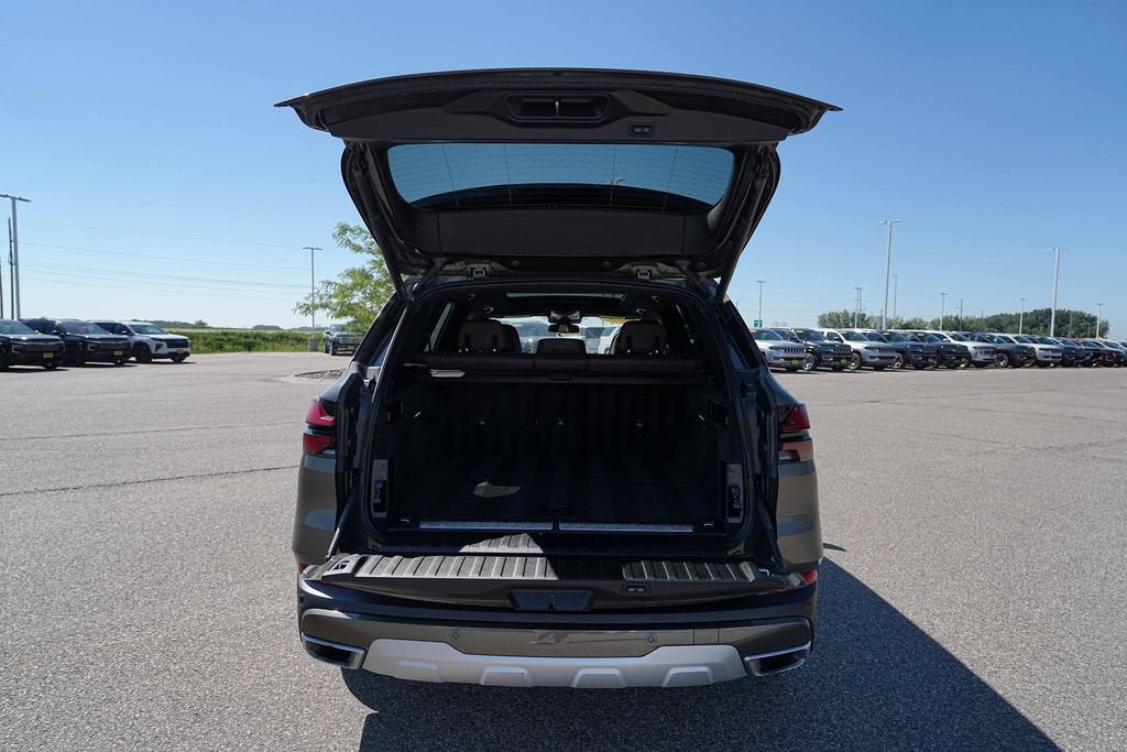 2025 BMW X5 xDrive50e