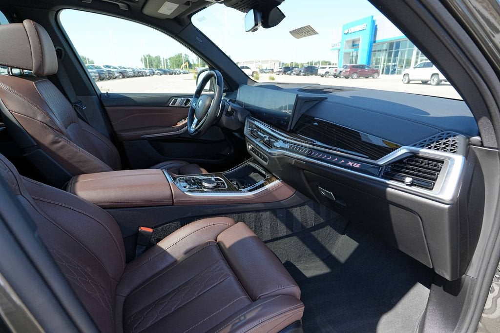 2025 BMW X5 xDrive50e