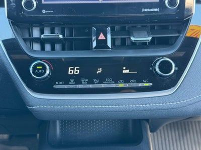 2022 Toyota Corolla Hatchback SE