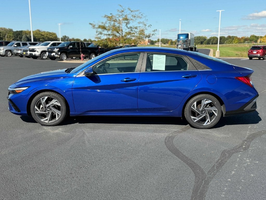 2024 Hyundai Elantra Limited