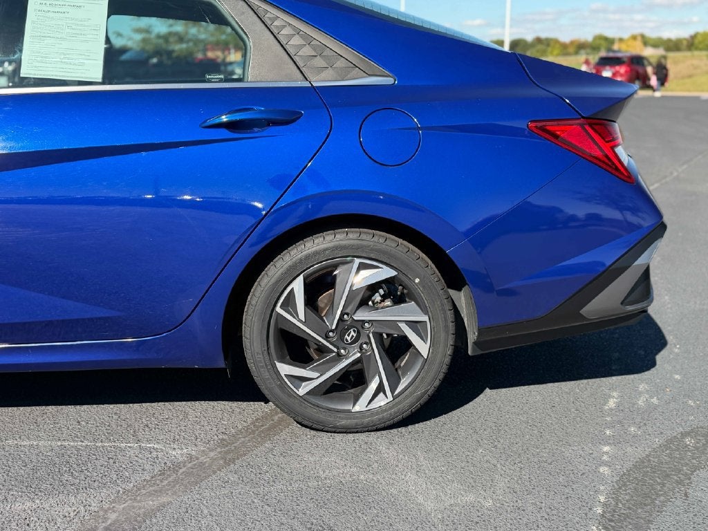 2024 Hyundai Elantra Limited