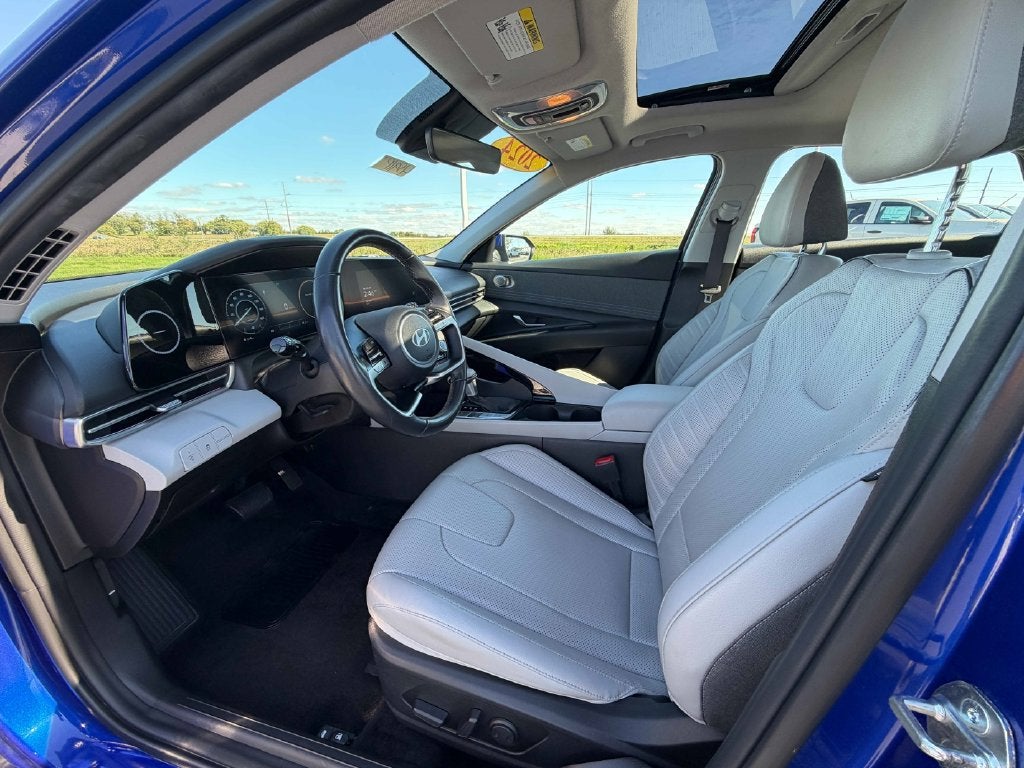 2024 Hyundai Elantra Limited