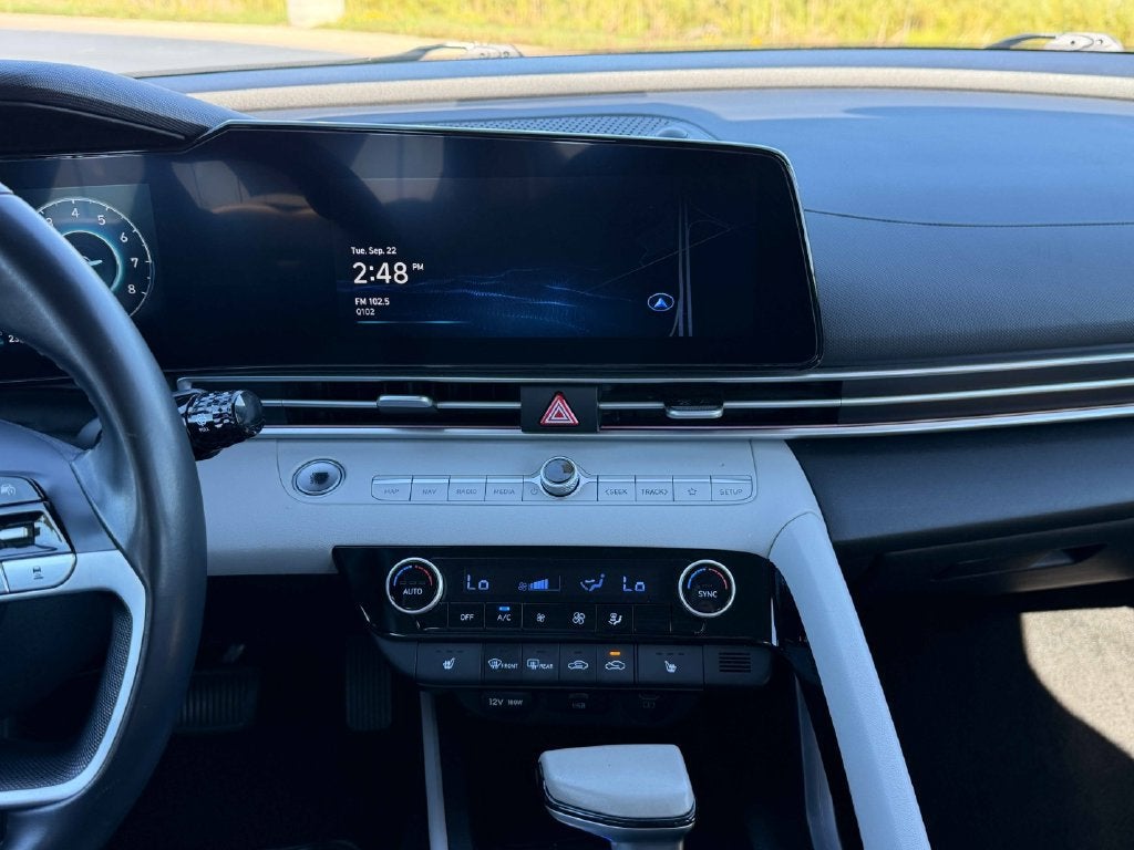 2024 Hyundai Elantra Limited