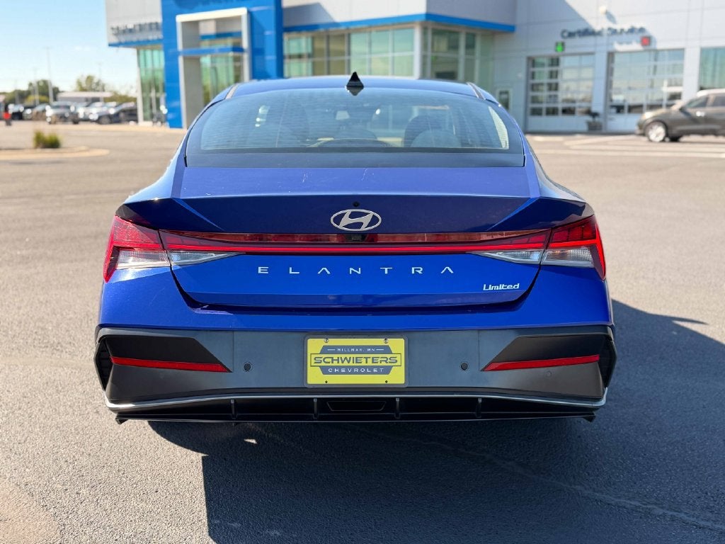 2024 Hyundai Elantra Limited