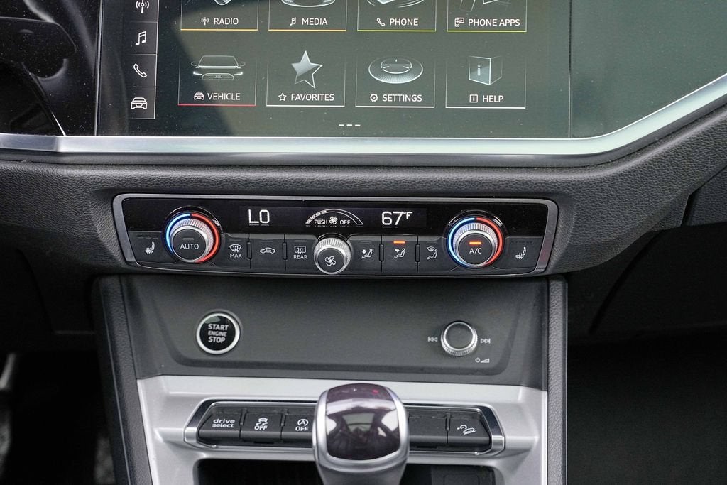 2024 Audi Q3 S line Premium