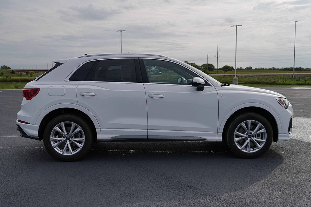 2024 Audi Q3 S line Premium