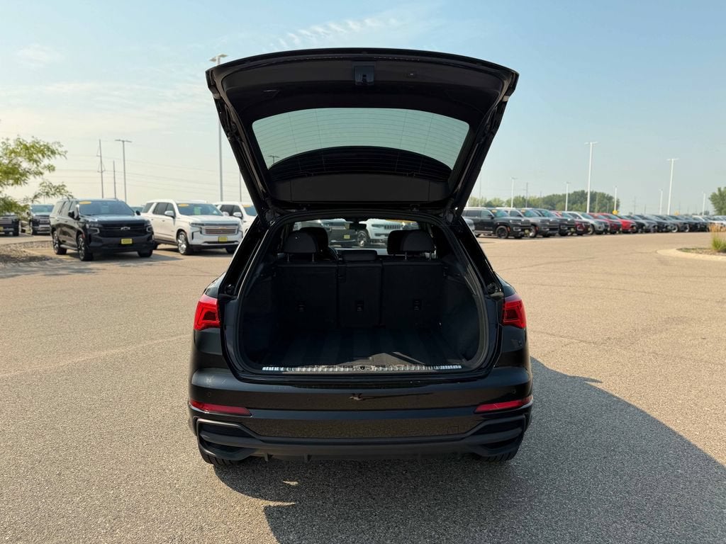 2025 Audi Q3 S line Premium