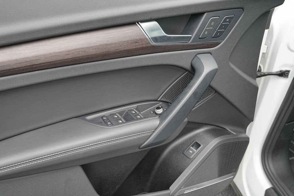 2024 Audi Q5 S line Premium Plus