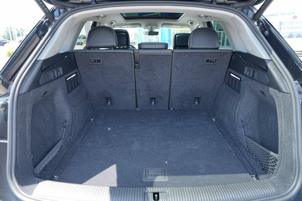 2024 Audi Q5 S line Premium Plus