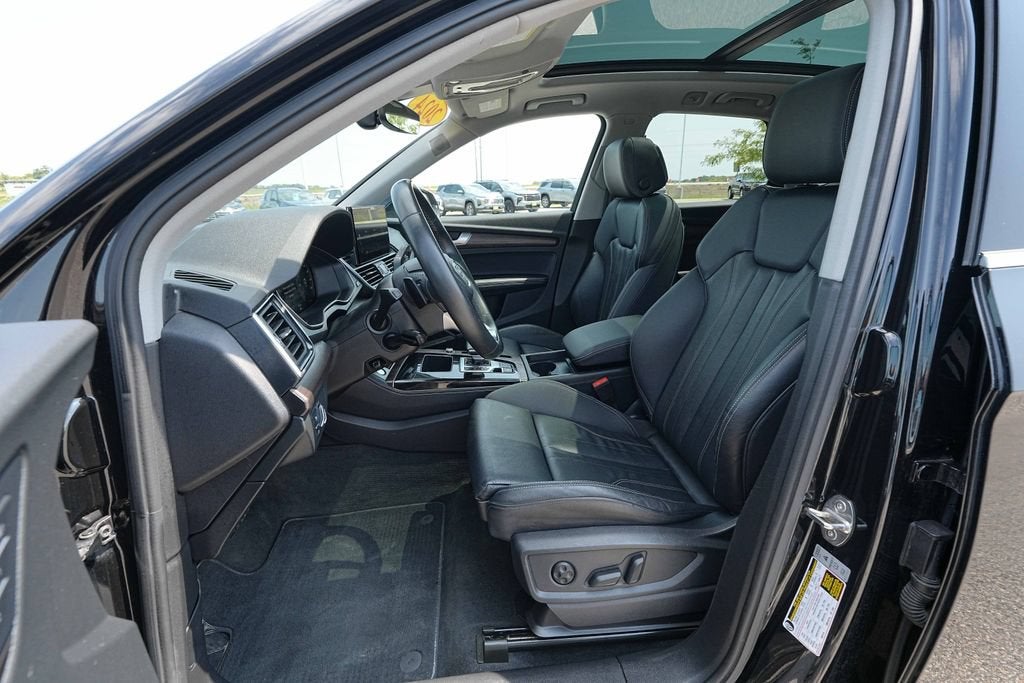 2024 Audi Q5 S line Premium Plus