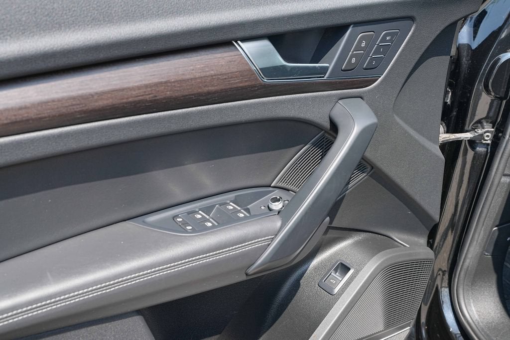 2024 Audi Q5 S line Premium Plus