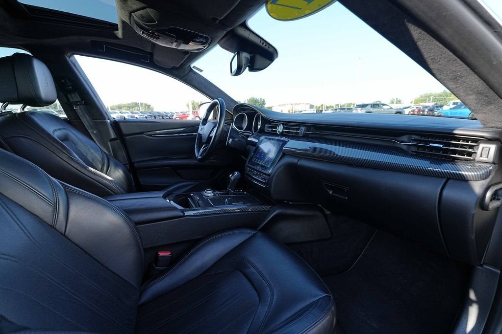 2017 Maserati Quattroporte GTS GranLusso