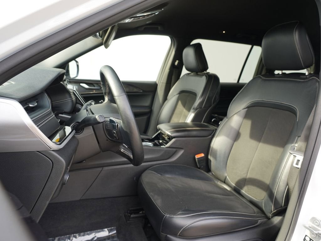 2021 Jeep Grand Cherokee L Altitude 4x4