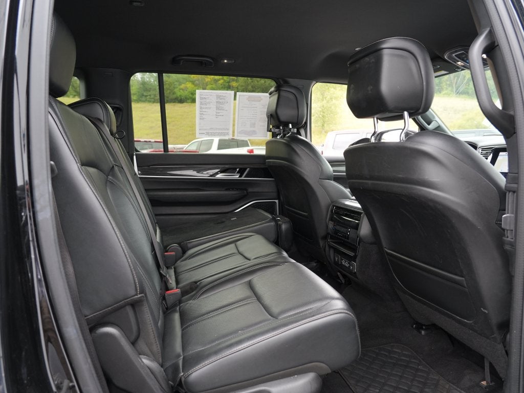 2022 Jeep Wagoneer Series II 4x4