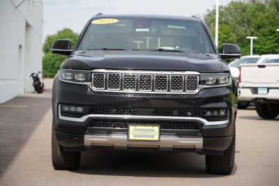 2022 Jeep Grand Wagoneer Series III