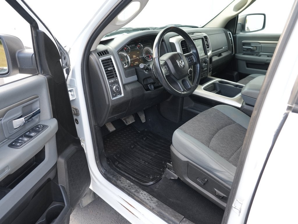 2019 RAM 1500 Classic Big Horn Crew Cab 4x4 5'7" Box