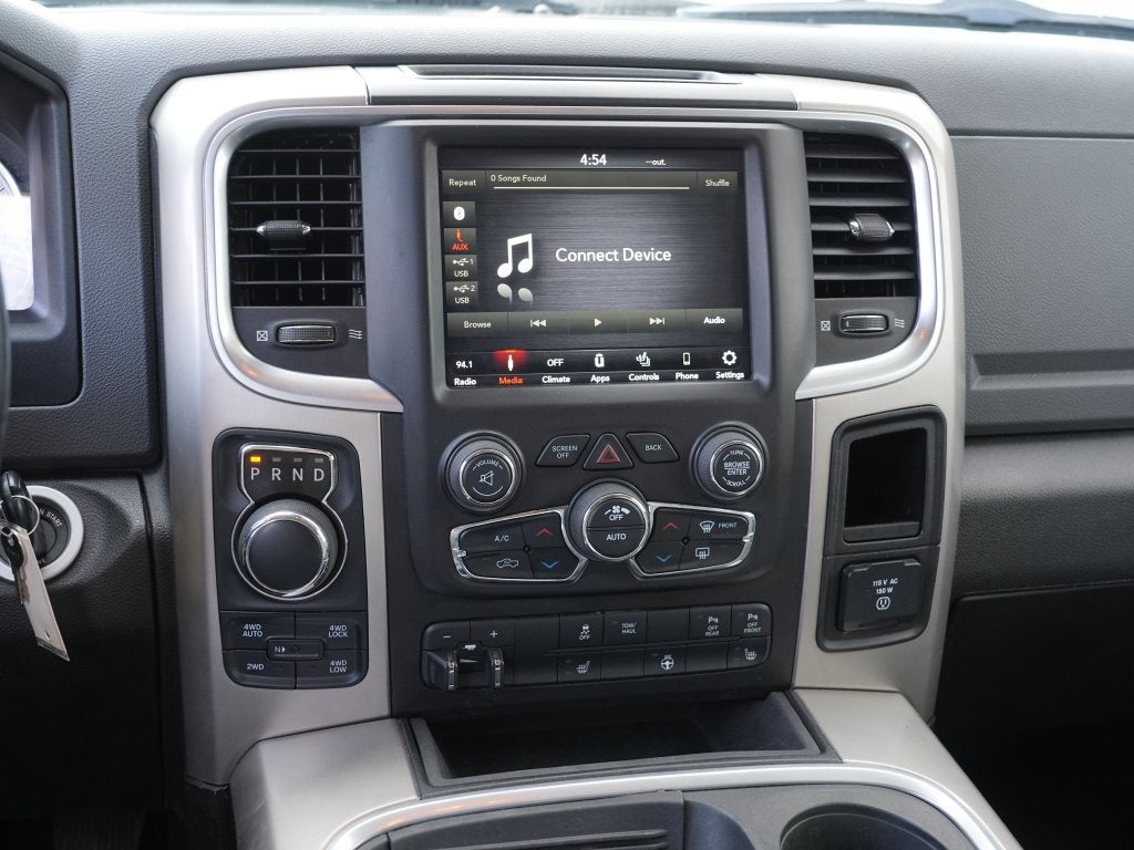 2019 RAM 1500 Classic Big Horn Crew Cab 4x4 5'7" Box
