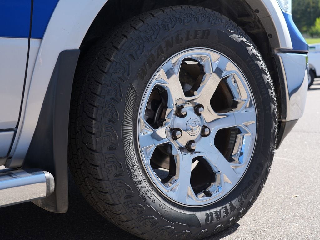 2018 RAM 1500 Laramie Crew Cab 4x4 6'4" Box