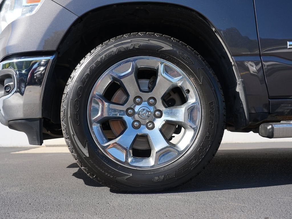 2019 RAM 1500 Big Horn/Lone Star Quad Cab 4x4 6'4" Box