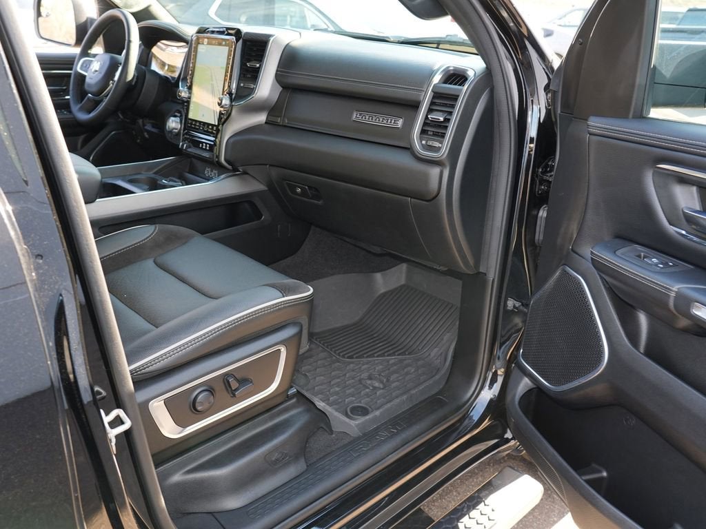 2025 RAM 1500 Laramie Crew Cab 4x4 5'7" Box