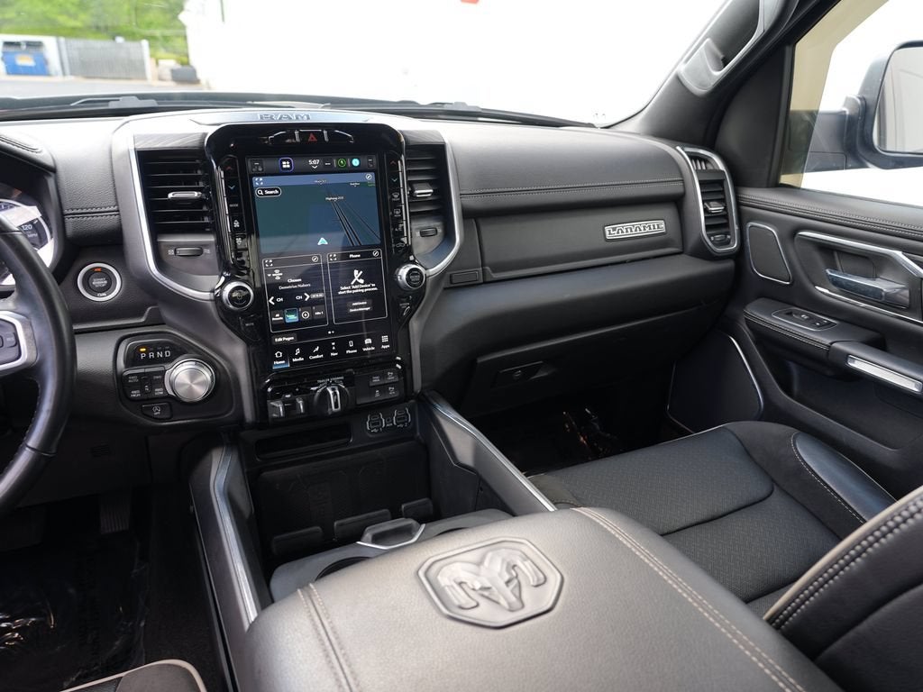 2023 RAM 1500 Laramie Crew Cab 4x4 5'7" Box