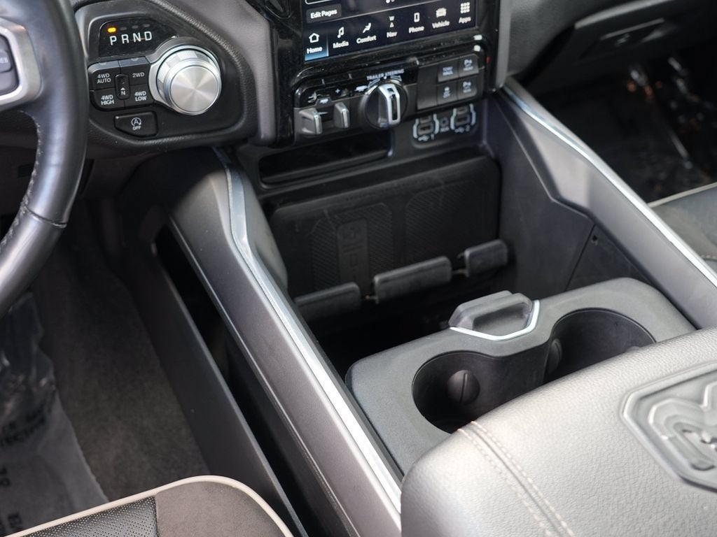 2023 RAM 1500 Laramie Crew Cab 4x4 5'7" Box