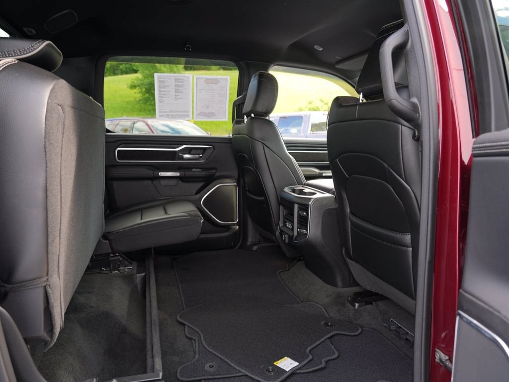 2023 RAM 1500 Laramie Crew Cab 4x4 5'7" Box
