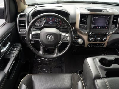 2019 RAM 1500 Laramie Crew Cab 4x4 5'7" Box