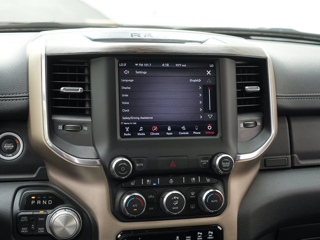 2019 RAM 1500 Laramie Crew Cab 4x4 5'7" Box