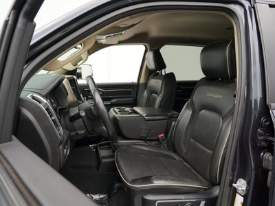 2019 RAM 1500 Laramie Crew Cab 4x4 5'7" Box